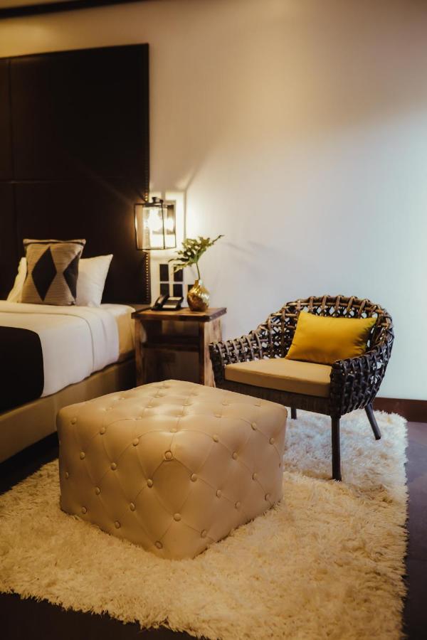 The Bourke Hotel Davao Zewnętrze zdjęcie