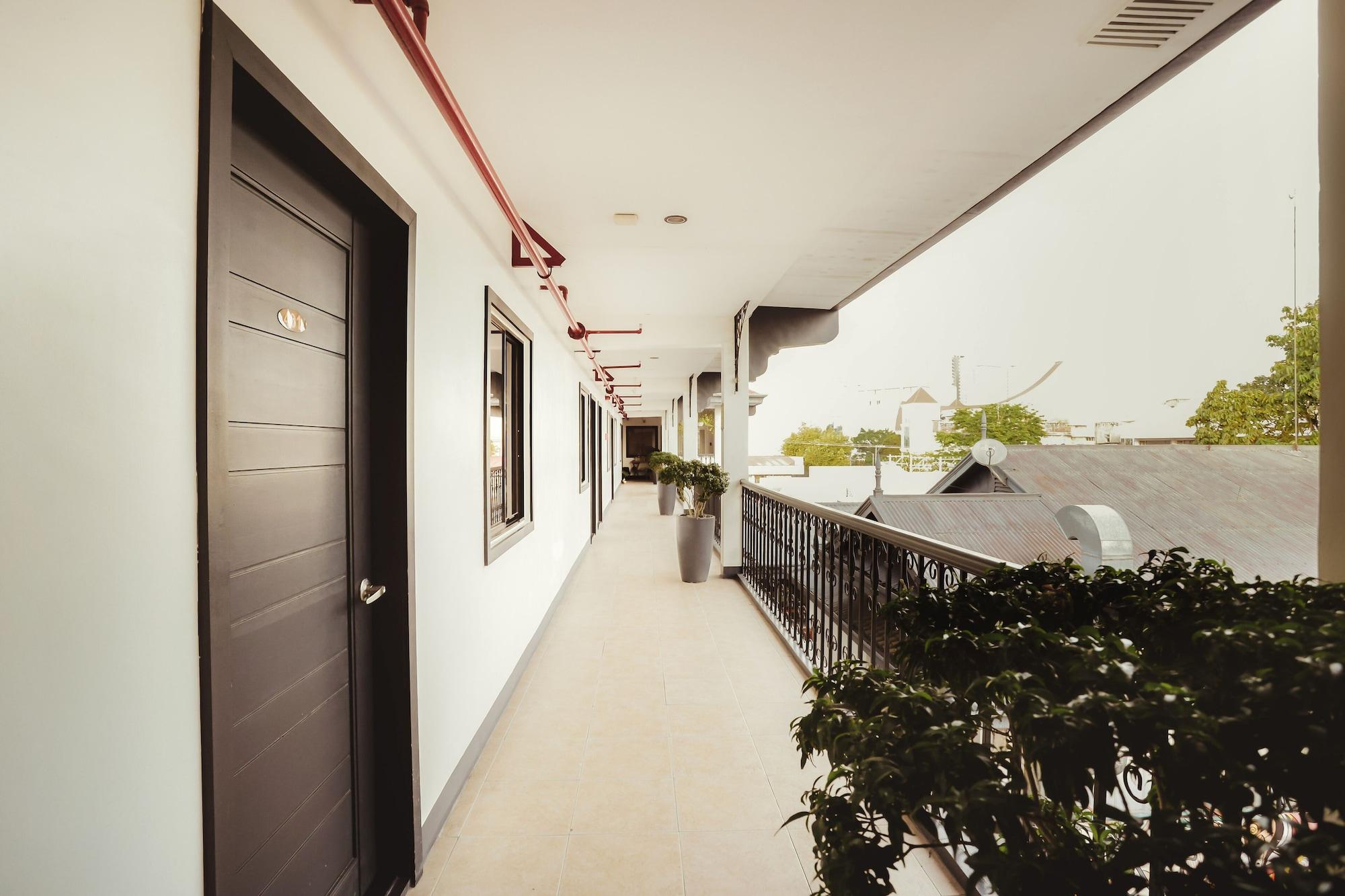 The Bourke Hotel Davao Zewnętrze zdjęcie